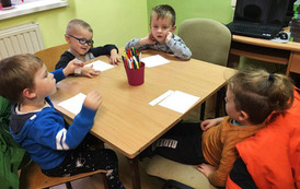 2022-11-17 Warsztaty w bibliotece w Wilkowie-Osiedlu 1