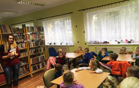 2022-11-17 Warsztaty w bibliotece w Wilkowie-Osiedlu 6