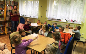 2022-11-17 Warsztaty w bibliotece w Wilkowie-Osiedlu 9