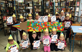 2022-11-22 Dzień Kredki w bibliotece w Rokitnicy 6