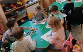 2022-04-27 Warsztaty w Szkole w Wilkowie - Osiedlu - Grupa 3 latk&oacute;w 4